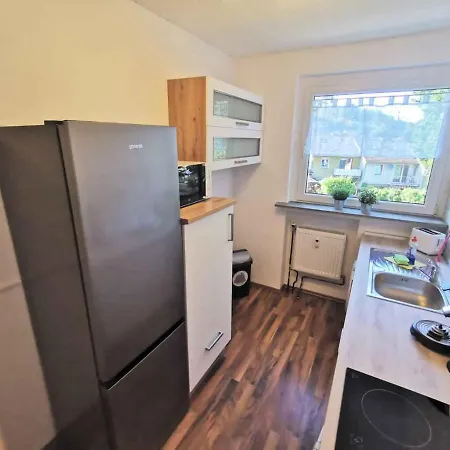 Cozy & Spacious With Balcony 아파트 플레텐베르크